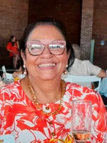 Dra. Gildeny Rebouças Souza, Dentista em Itabuna.