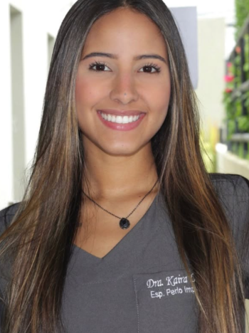 Dra Kaira Lopes. Dentista em Itabuna. Atendimento personalizado.